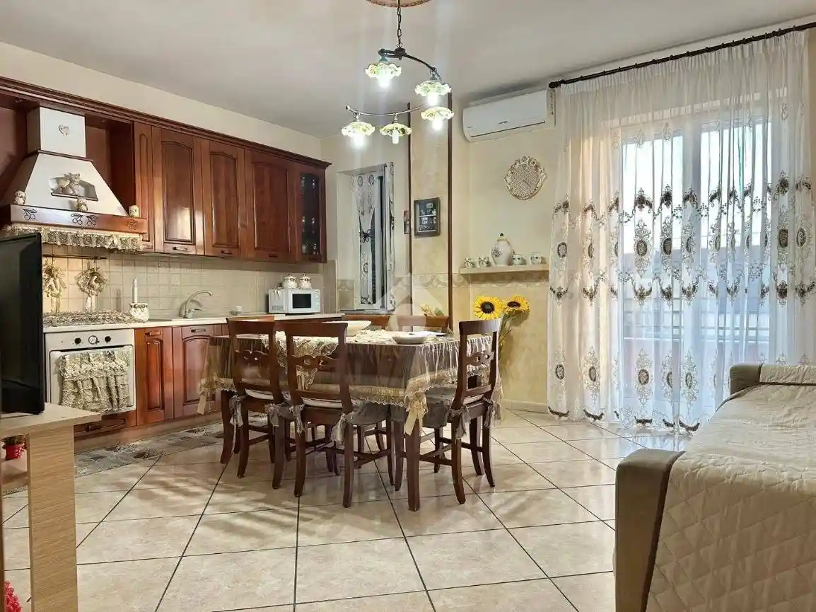 Trilocale via Michelangelo Merisi Caravaggio 8, Colonne - San Vito, Giugliano in Campania - foto 5