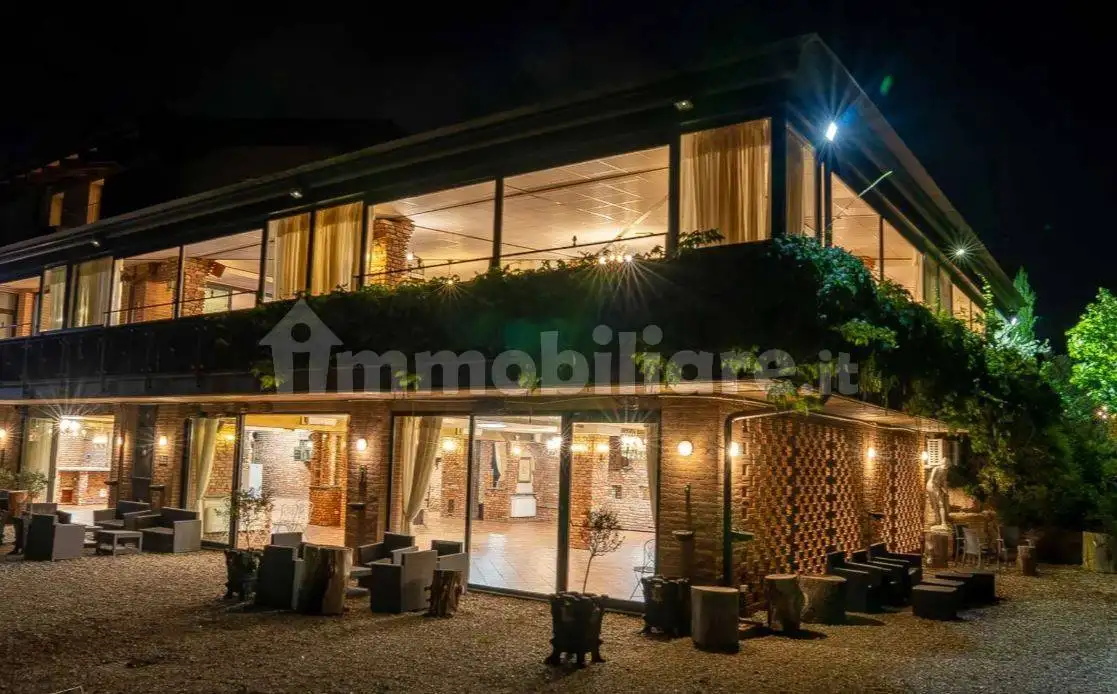 Villa in vendita a Ternate