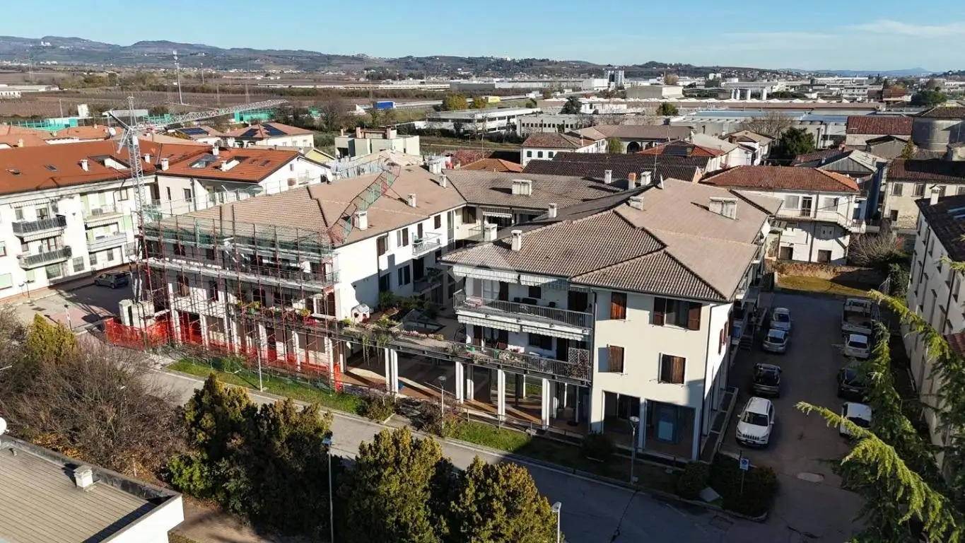 Appartamento in vendita a Lavagno