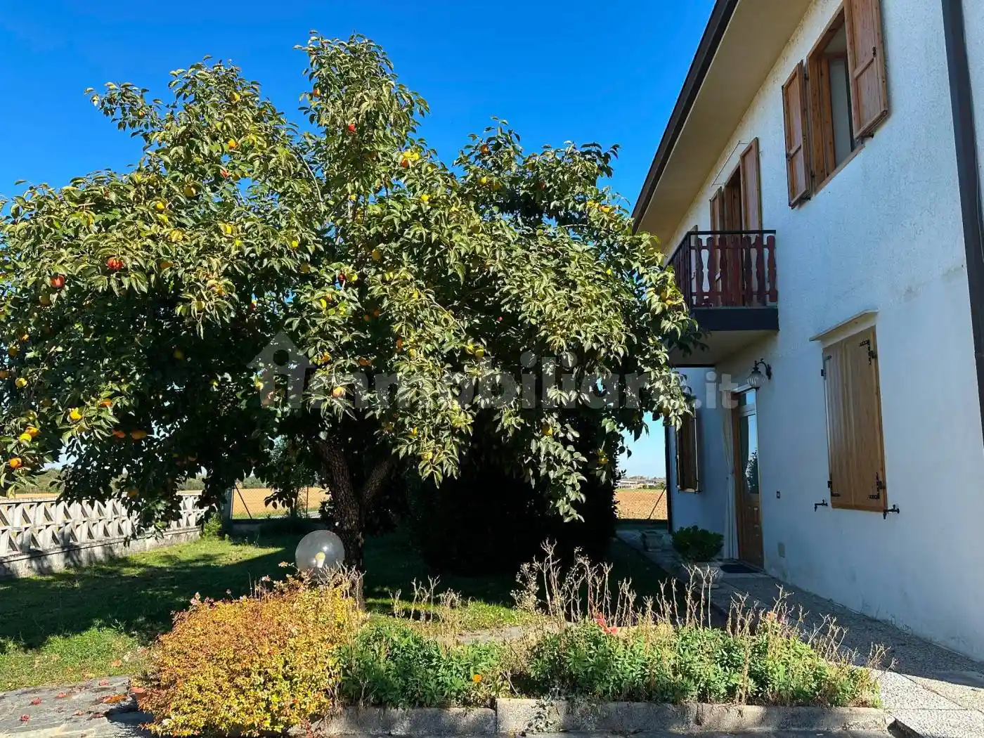 Villa in vendita a Gazzola