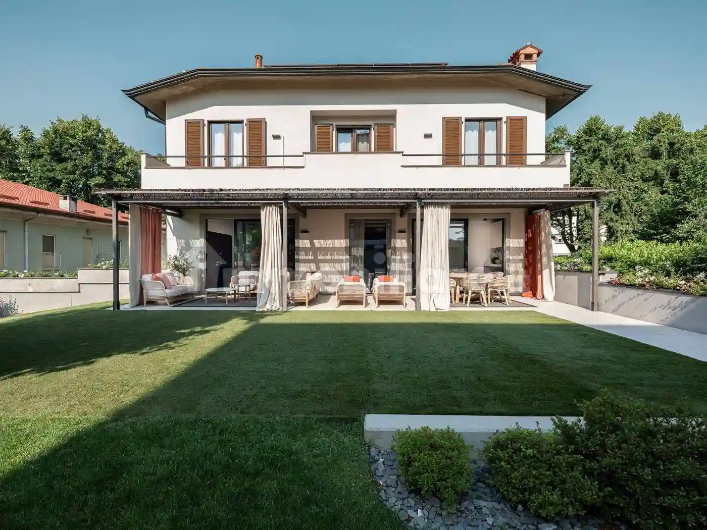 Villa - foto 2