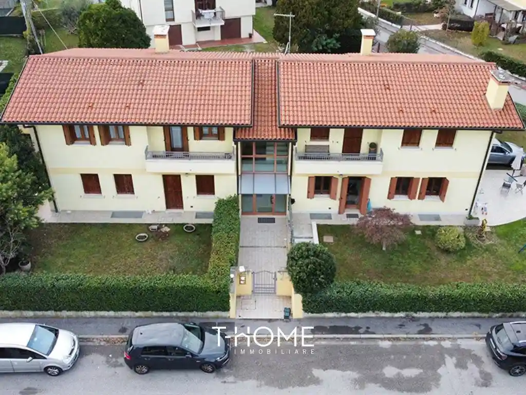 Trilocale buono stato, primo piano, Bassano del Grappa - foto 4