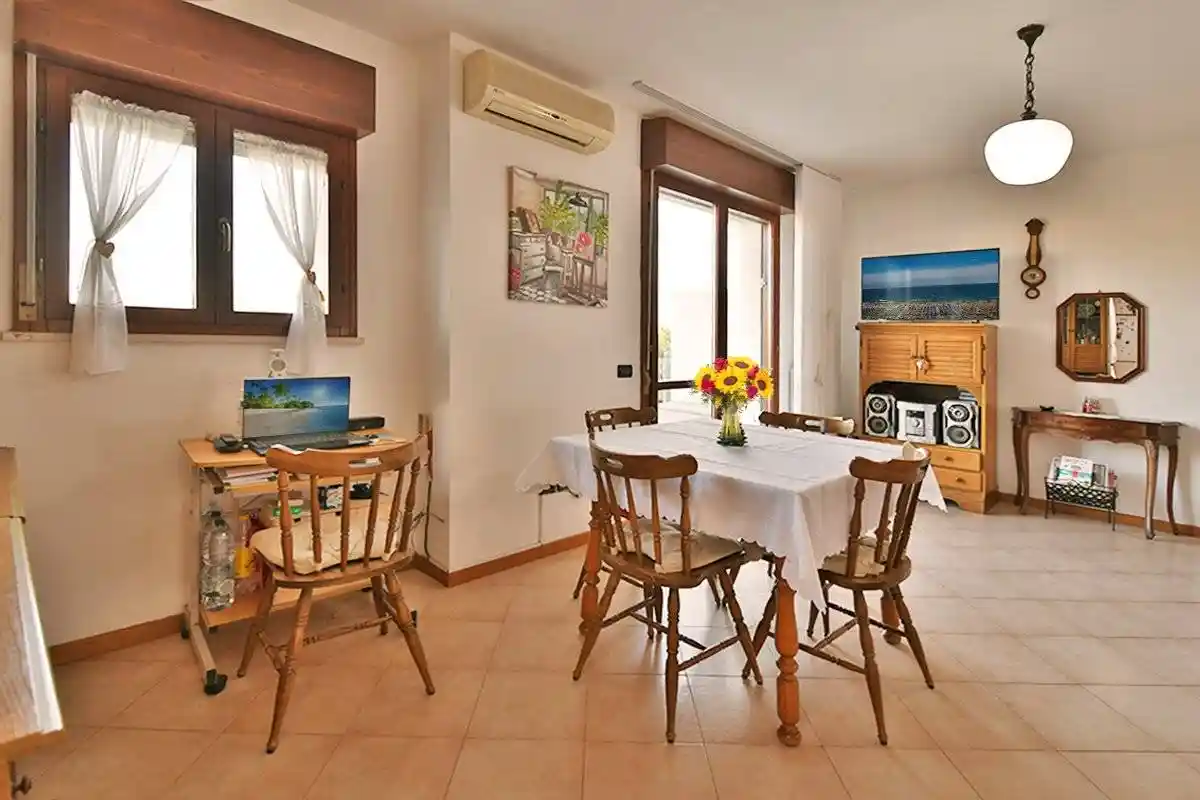 Trilocale buono stato, secondo piano, Viserba, Rimini - foto 4