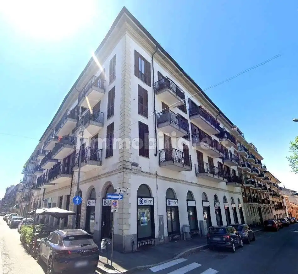 Appartamento in vendita a Novara