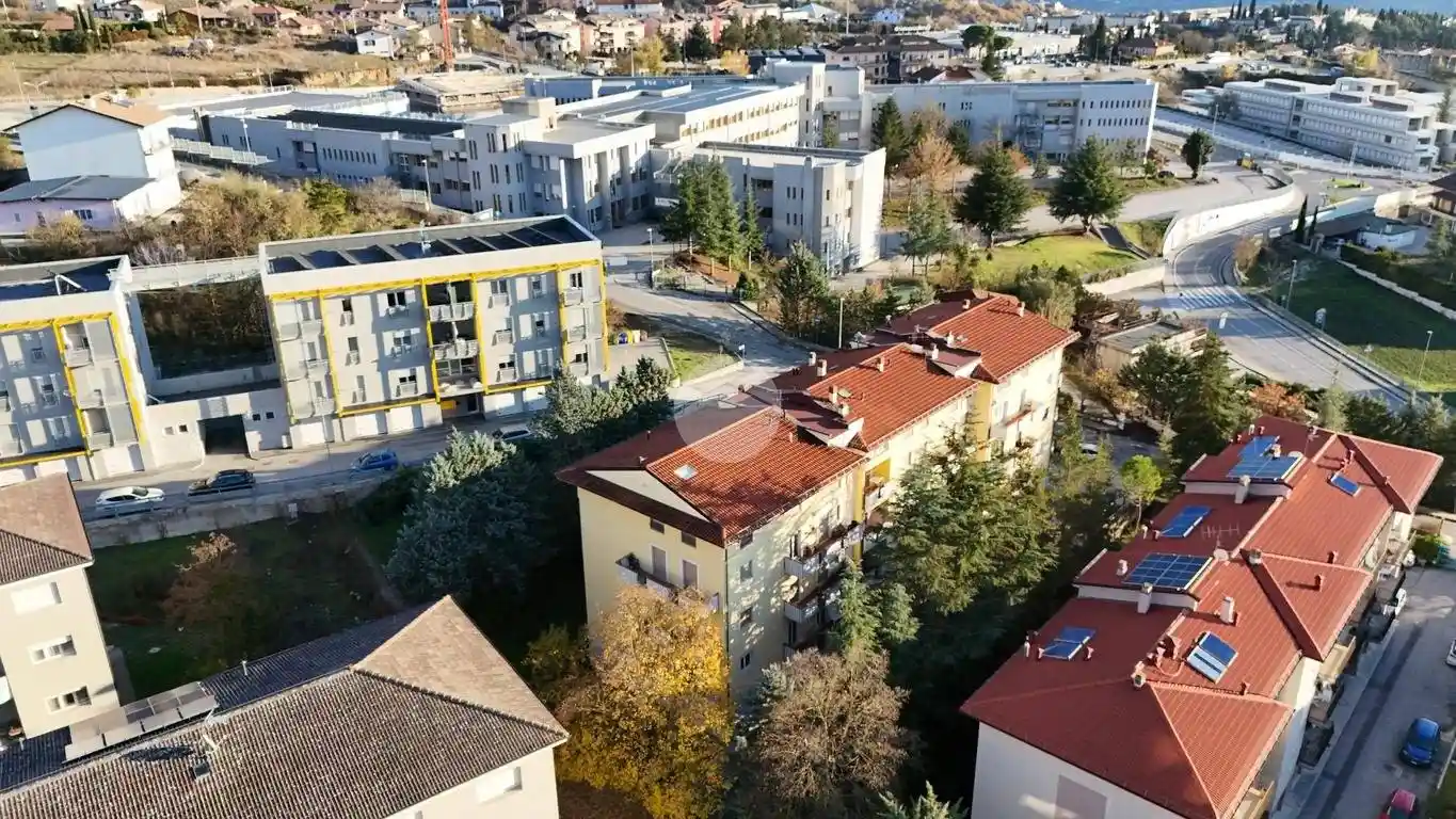 Trilocale Appartamento via Colle Sapone 10, Torretta - Torrione, L'Aquila - foto 5