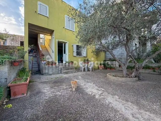 Casa indipendente in vendita a Torpè