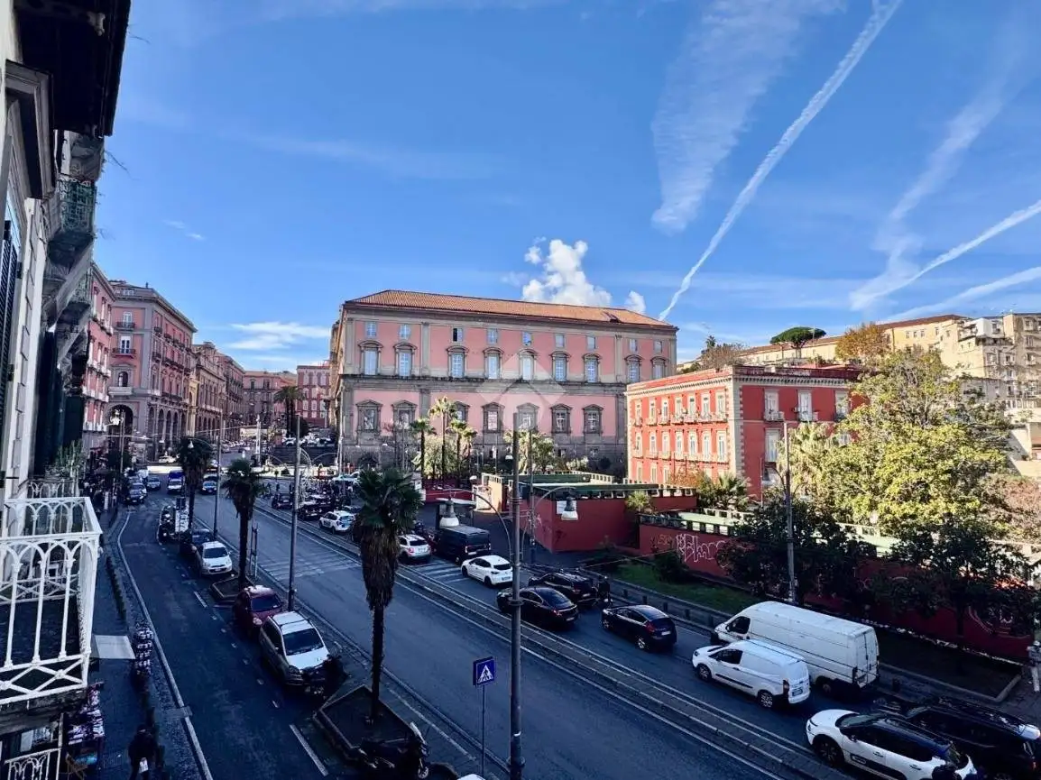 Appartamento in vendita a Napoli