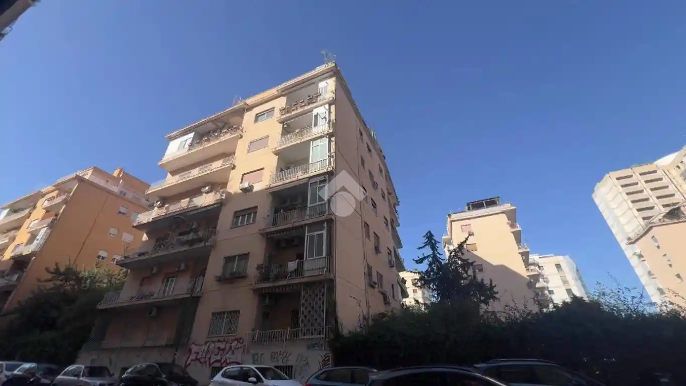 Trilocale via Giuseppe Giusti 42, Notarbartolo - Sciuti, Palermo - foto 2