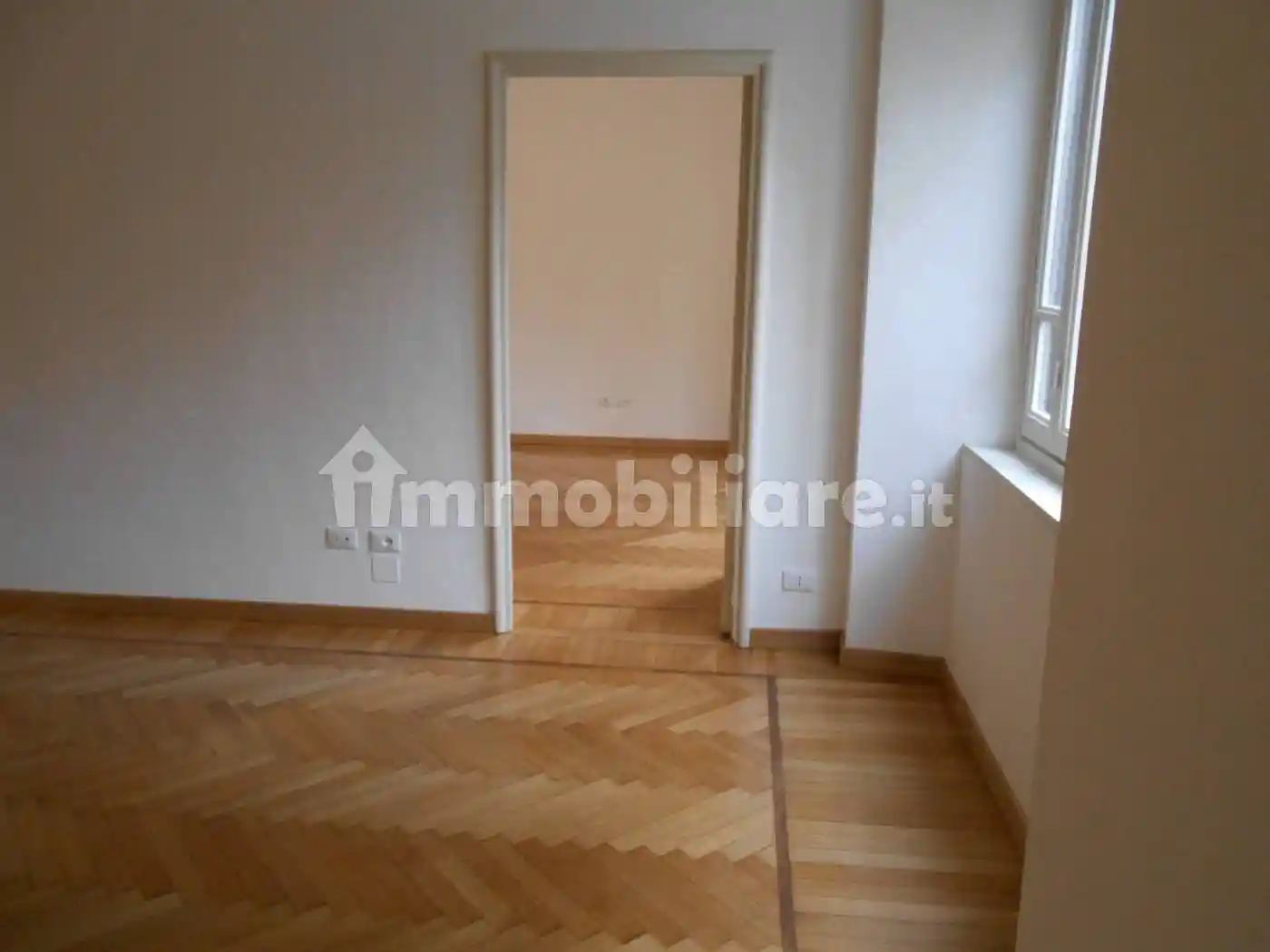 Quadrilocale via Confienza 15, Piazza Solferino, Torino - foto 5