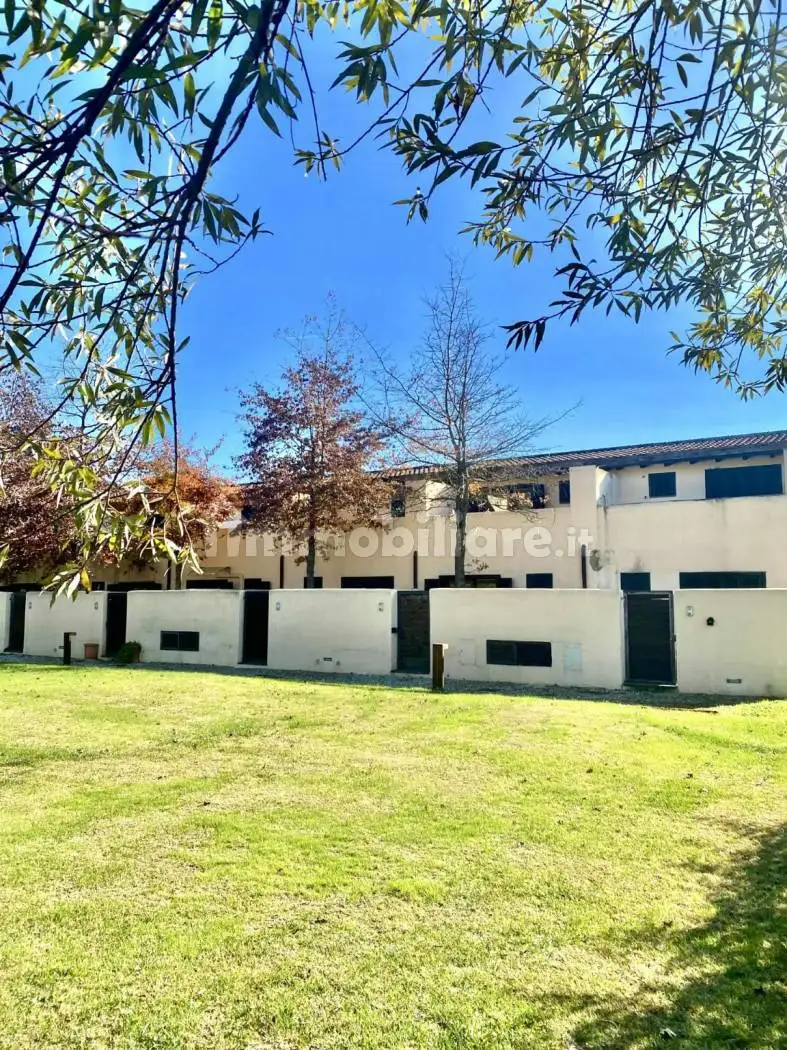 Villetta a schiera in vendita a Sutri