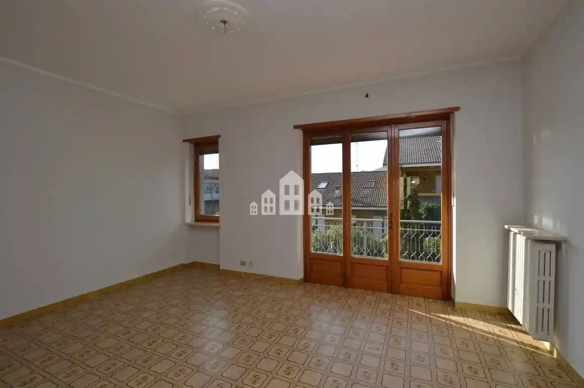 Quadrilocale via Puccini 19, Centro, Cuorgnè - foto 2