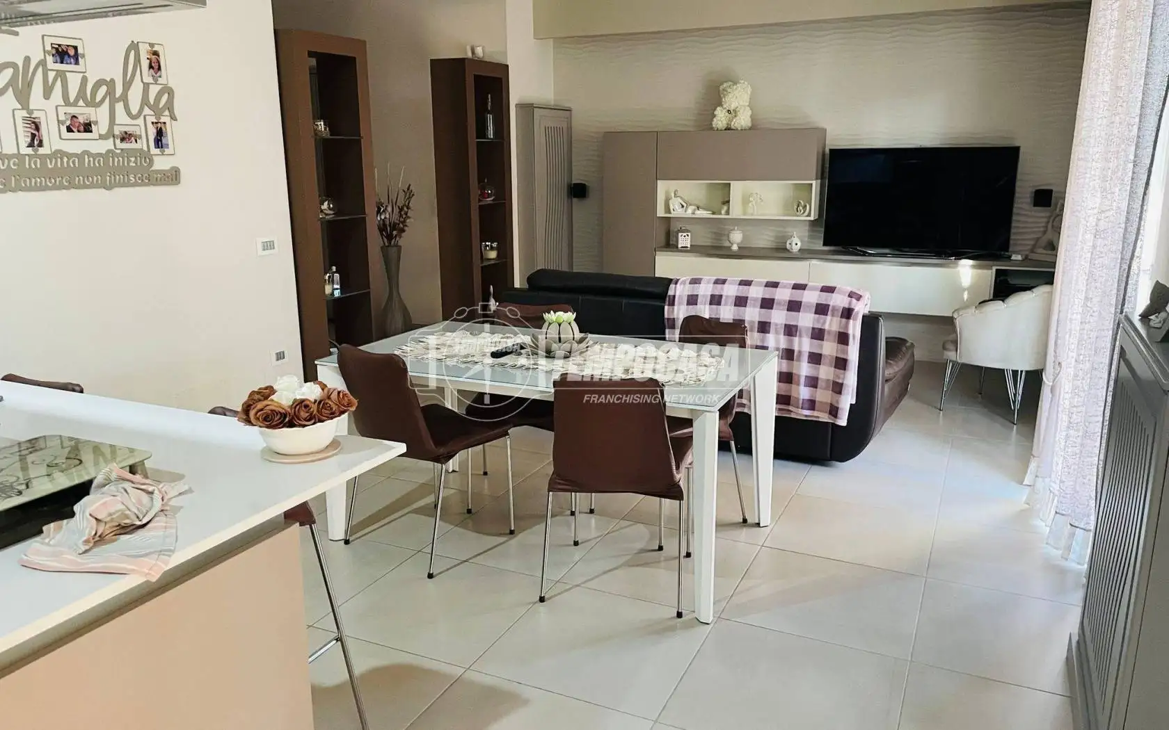 Quadrilocale buono stato, terzo piano, Centro, Casalnuovo di Napoli - foto 3