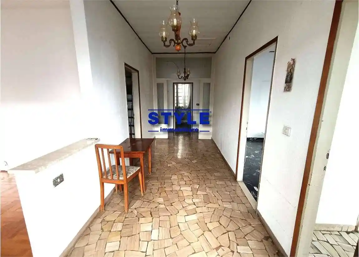 Terratetto unifamiliare 180 m², da ristrutturare, Centro, Camponogara - foto 2