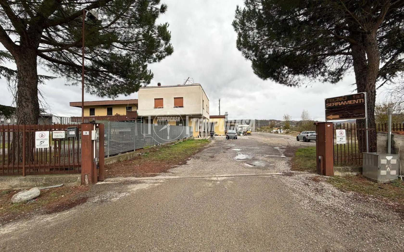 Palazzo - Edificio in vendita a Fabro