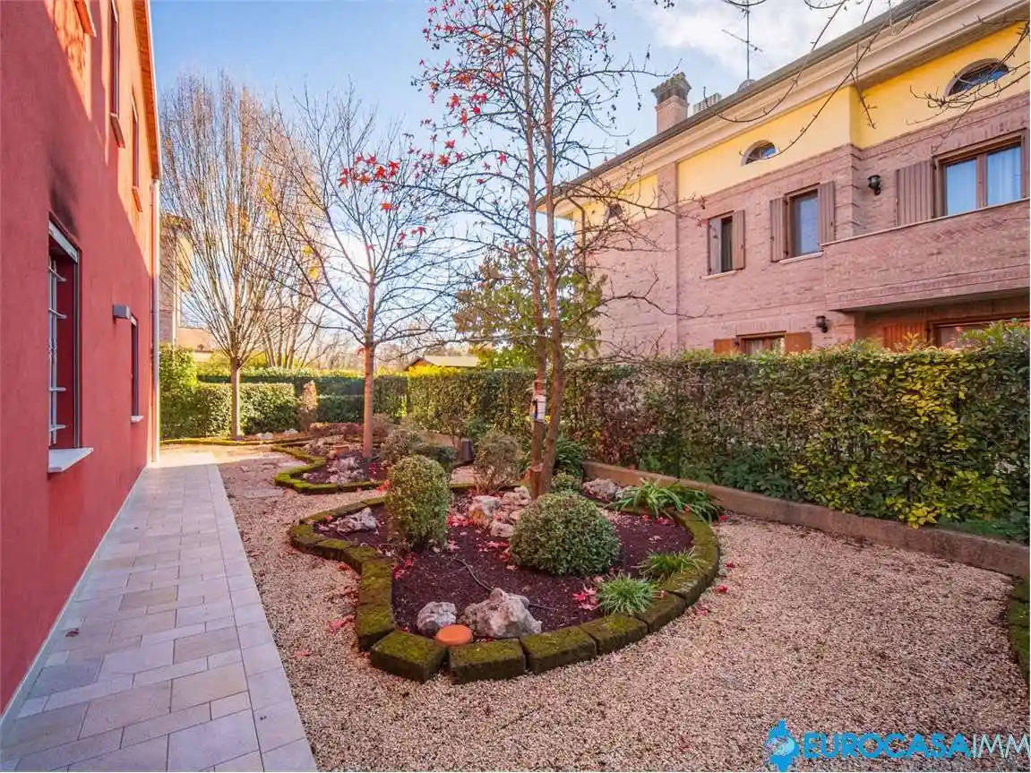 Villa bifamiliare via Oriele Beltrami, 34, Cibeno, Carpi - foto 5