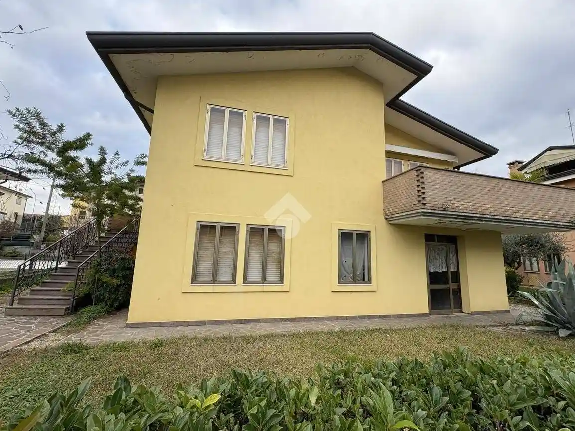 Villa bifamiliare via C. B. di Cavour 3652, Centro, Vigodarzere - foto 2