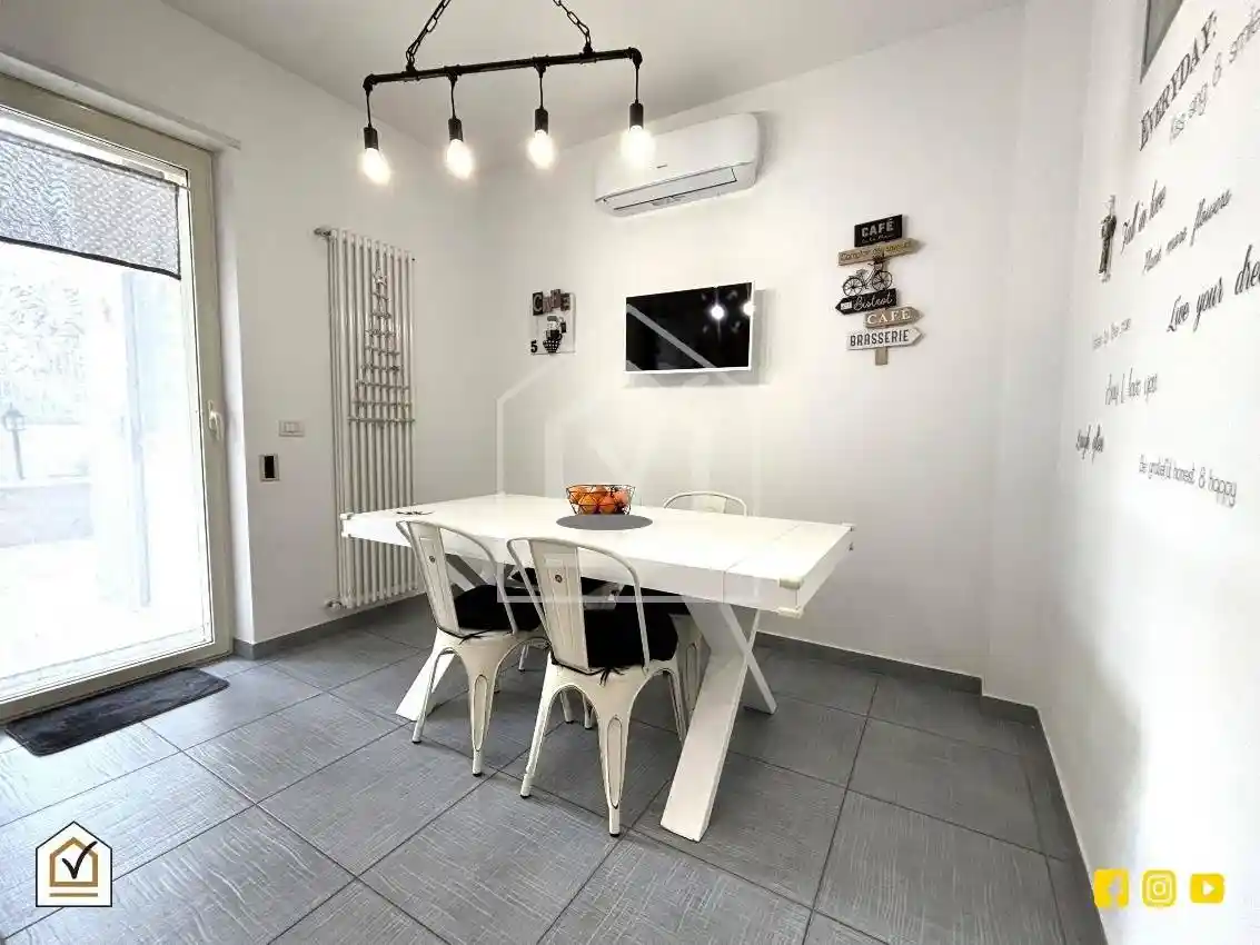 Villa a schiera via Vito Rosa, Santo Spirito, Bari - foto 5