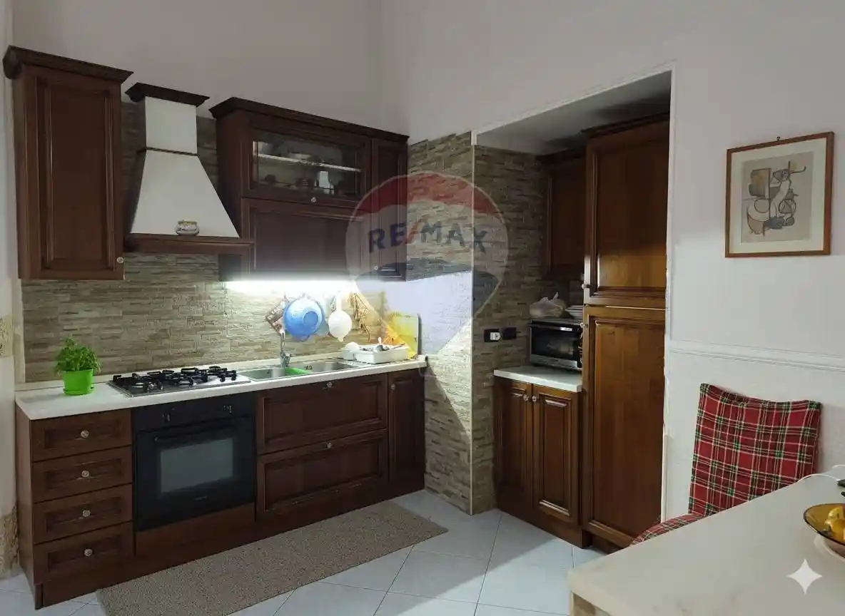 Bilocale via Vittoriio Emanuele III, Piscinola, Napoli - foto 2