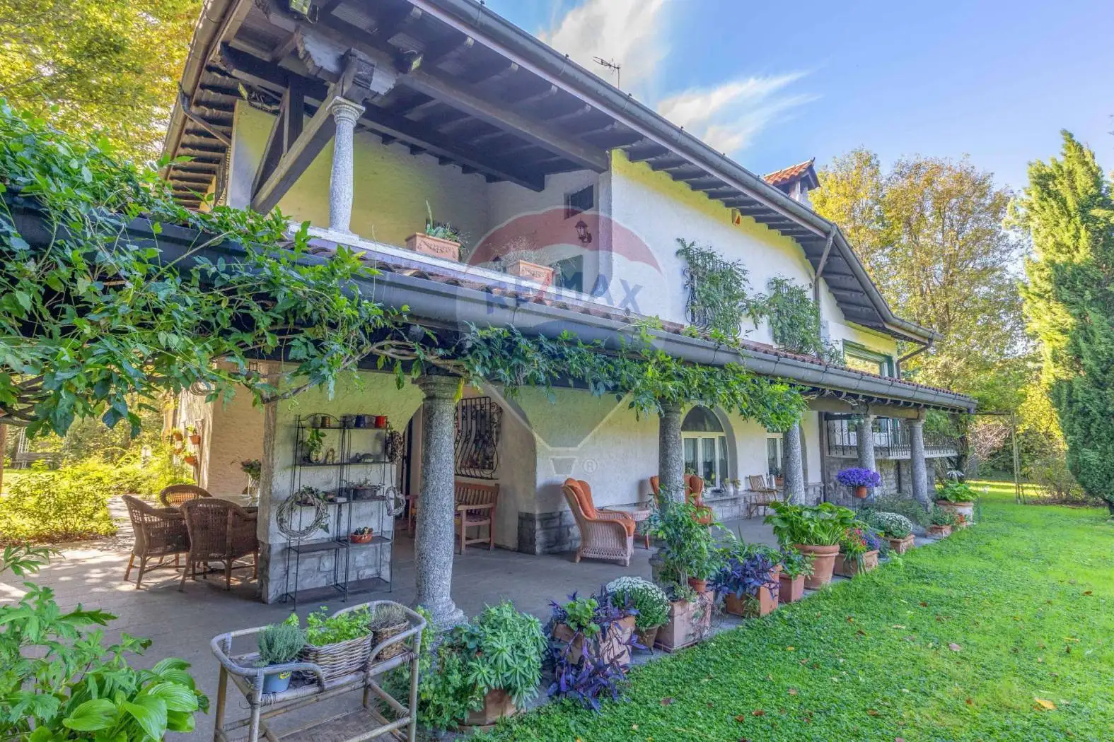 Villa unifamiliare, buono stato, 355 m², Centro, Bosisio Parini - foto 3