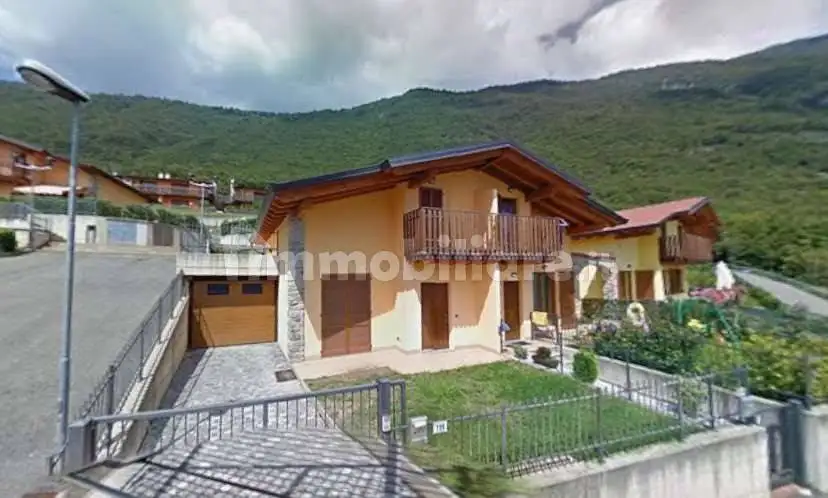 Villetta a schiera in asta a Ranzanico