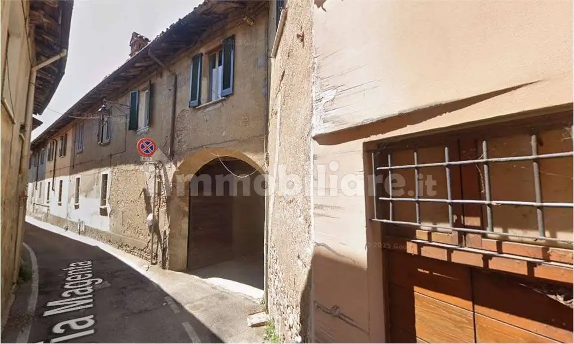 Appartamento in asta a Vaprio d'Adda