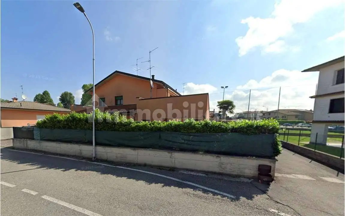 Appartamento in asta a Pandino