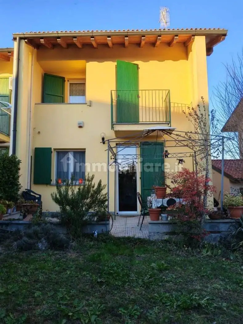 Villetta a schiera in vendita a Pianengo