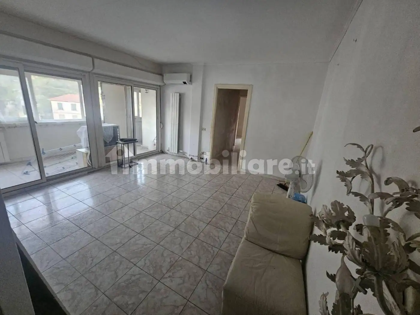 Trilocale buono stato, ottavo piano, Centro Città, Ventimiglia - foto 3