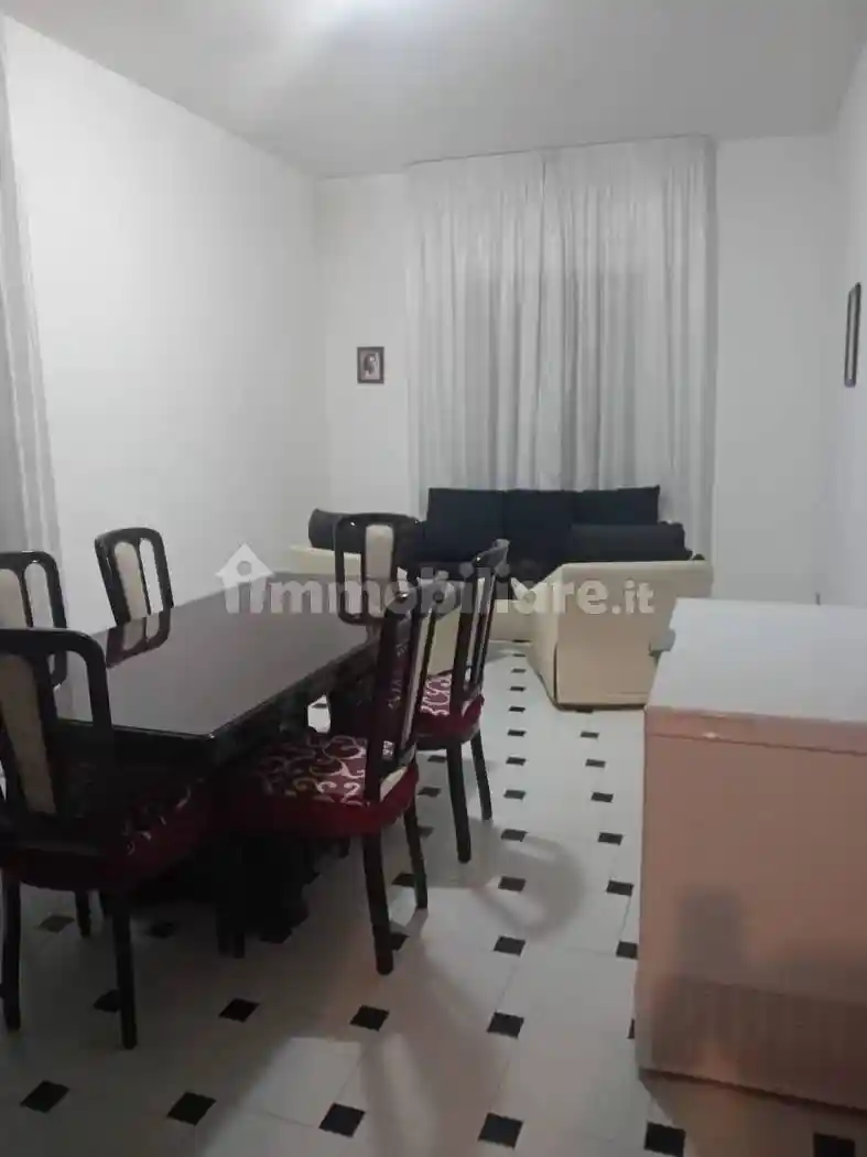 Trilocale buono stato, piano terra, Centro, Bovalino - foto 2