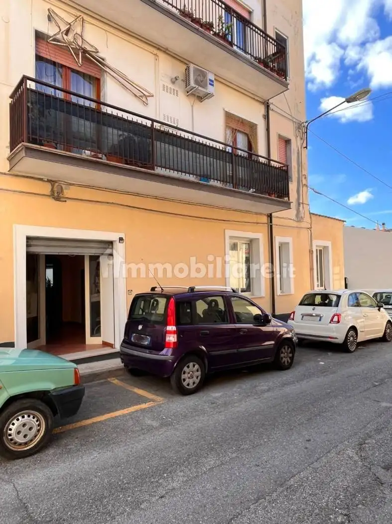 Quadrilocale via Tevere 7, Centro, Amantea - foto 5