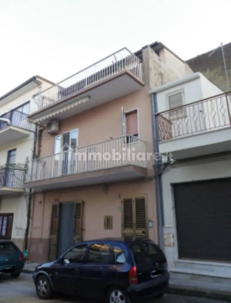 Appartamento in asta a Mirabella Imbaccari