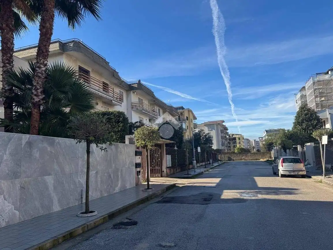 Appartamento in vendita a Aversa