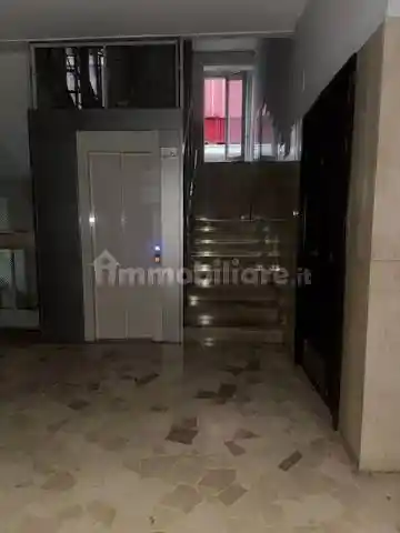 Trilocale via Principe Amedeo, Centro, Castellammare di Stabia - foto 2