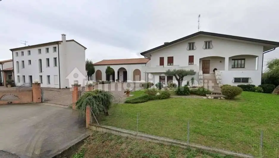 Palazzo - Stabile in asta a Gorgo al Monticano