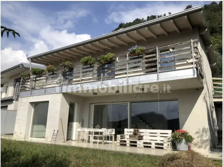 Villa in asta a Sarnico