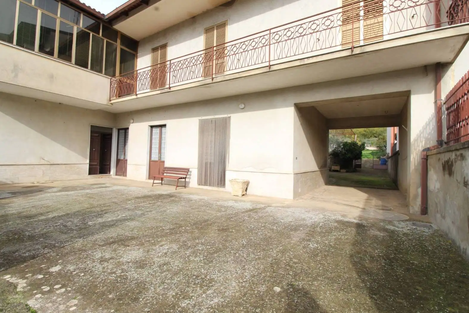 Terratetto unifamiliare 293 m², Castel Morrone - foto 3