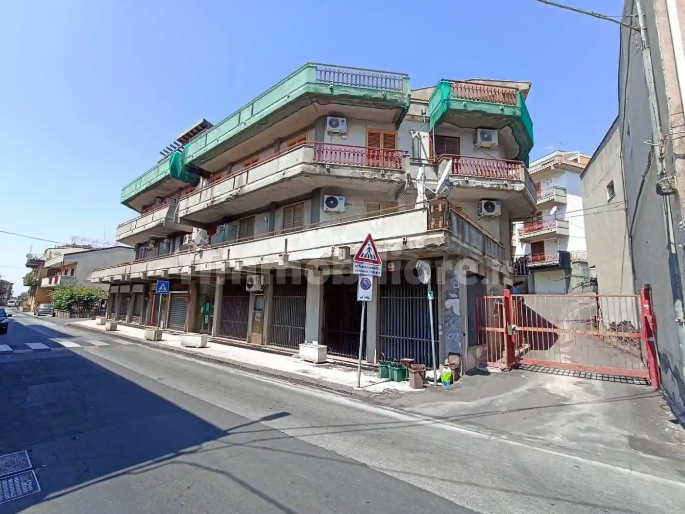 Trilocale via Tripoli 107, Centro, Aci Castello - foto 3