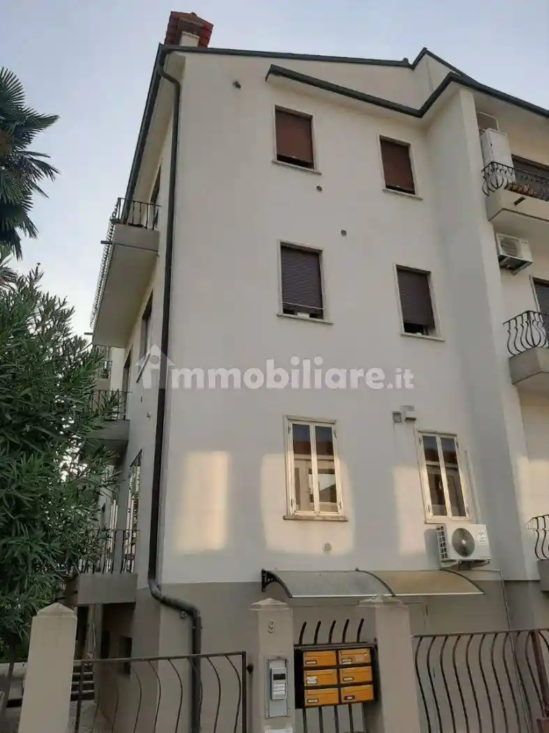 Appartamento via Giacomo Puccini 9, San Lazzaro, Vicenza - foto 2