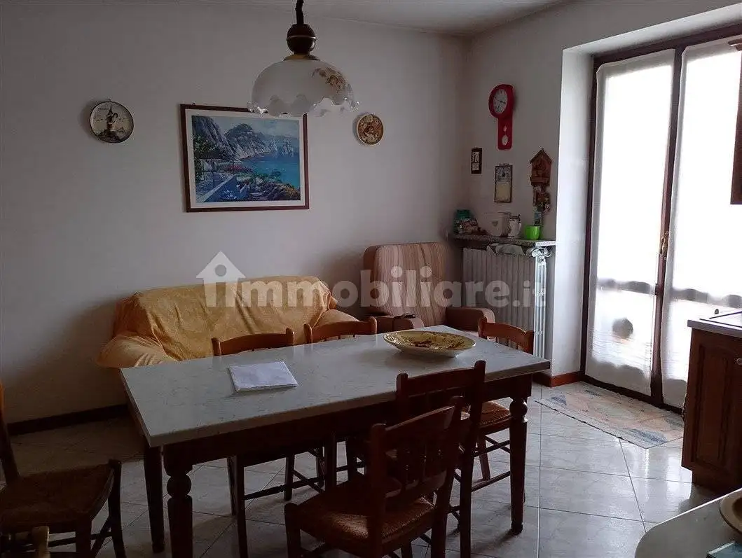 Appartamento vicolo Cascinino, Centro, Borgomanero - foto 4