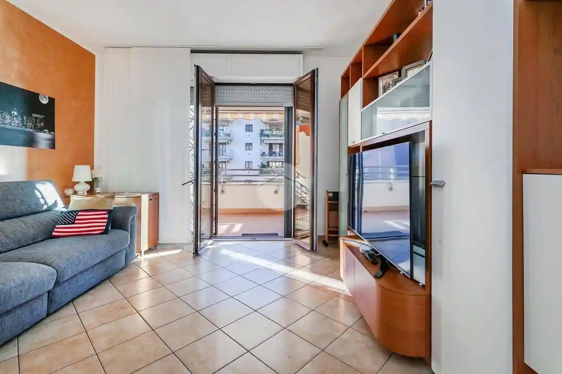 Trilocale via Francesco Gonin 34, Giambellino, Milano - foto 3