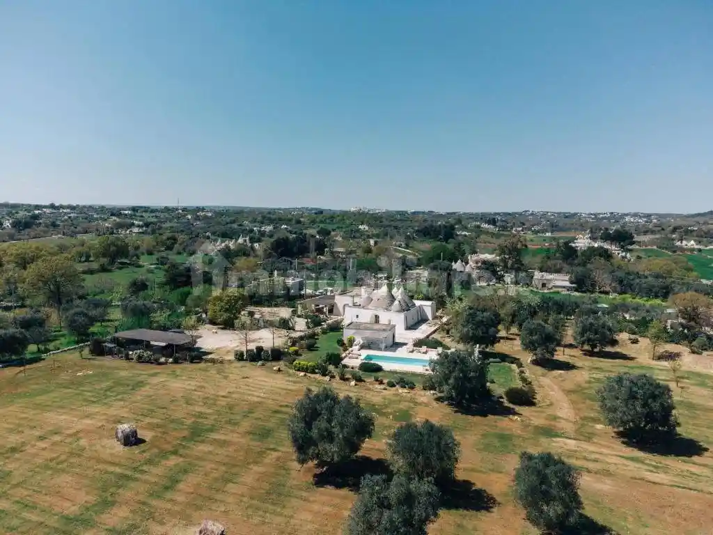 Trullo Contrada Cervarolo, Campanile, Fumarola, Cavalleriza, Ostuni - foto 4