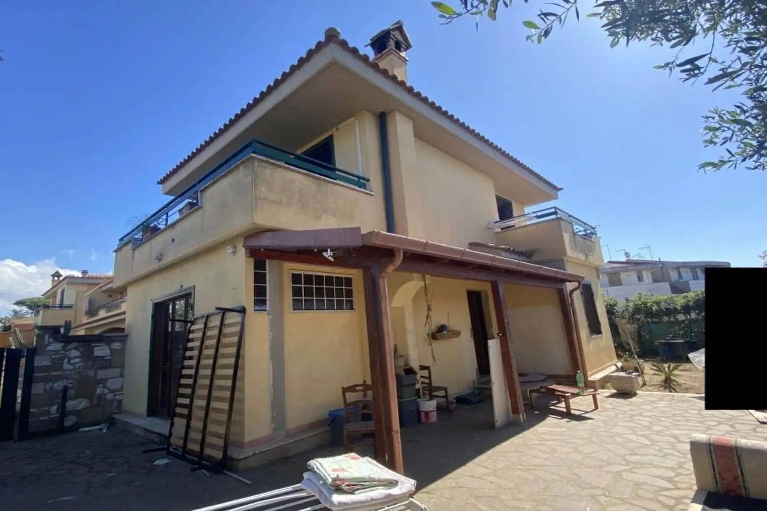 Villa in asta a Anzio