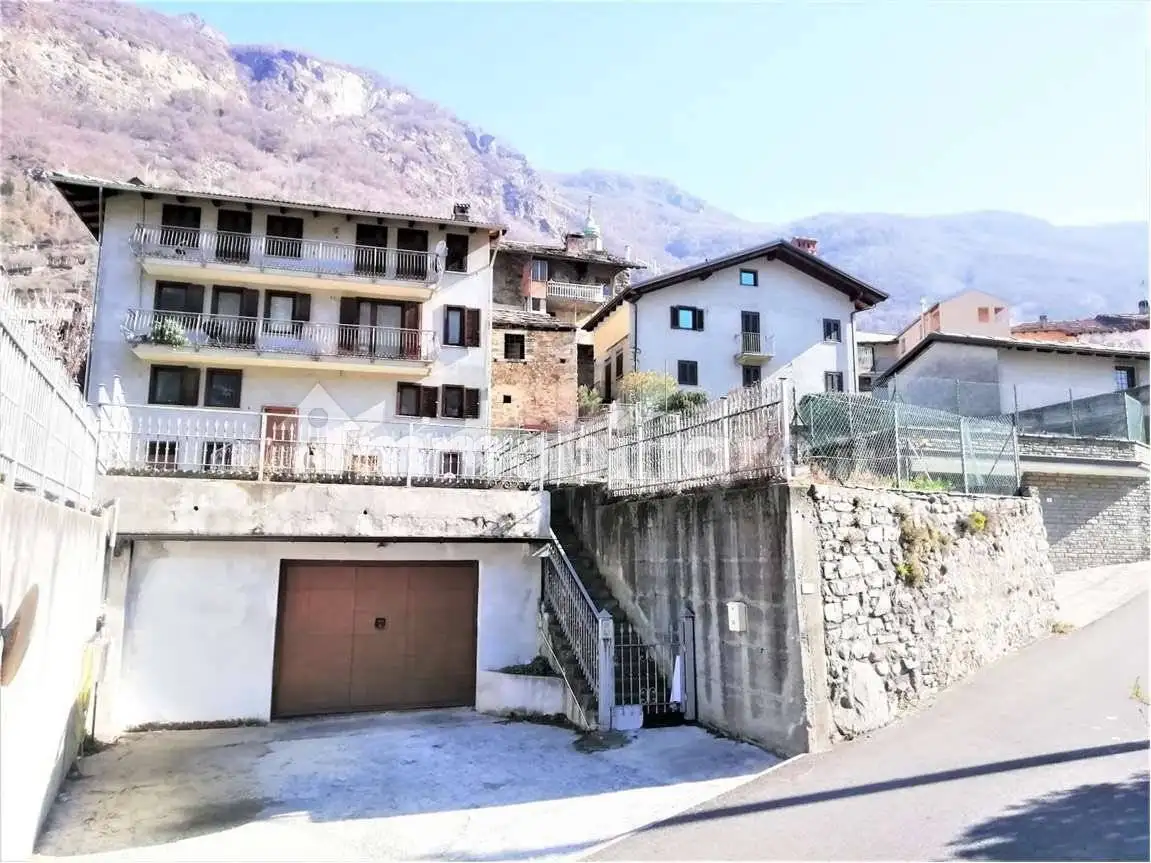 Villa in vendita a Carema