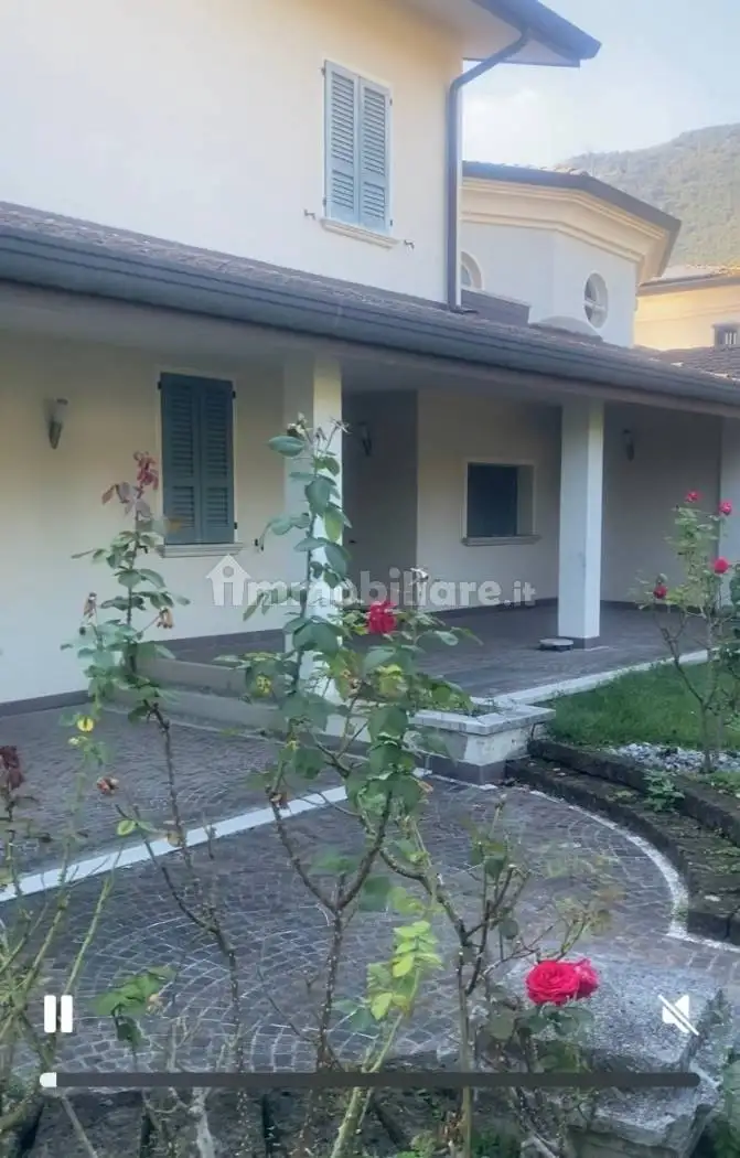 Villa plurifamiliare via Giuseppe Mazzini, Centro, Botticino - foto 2