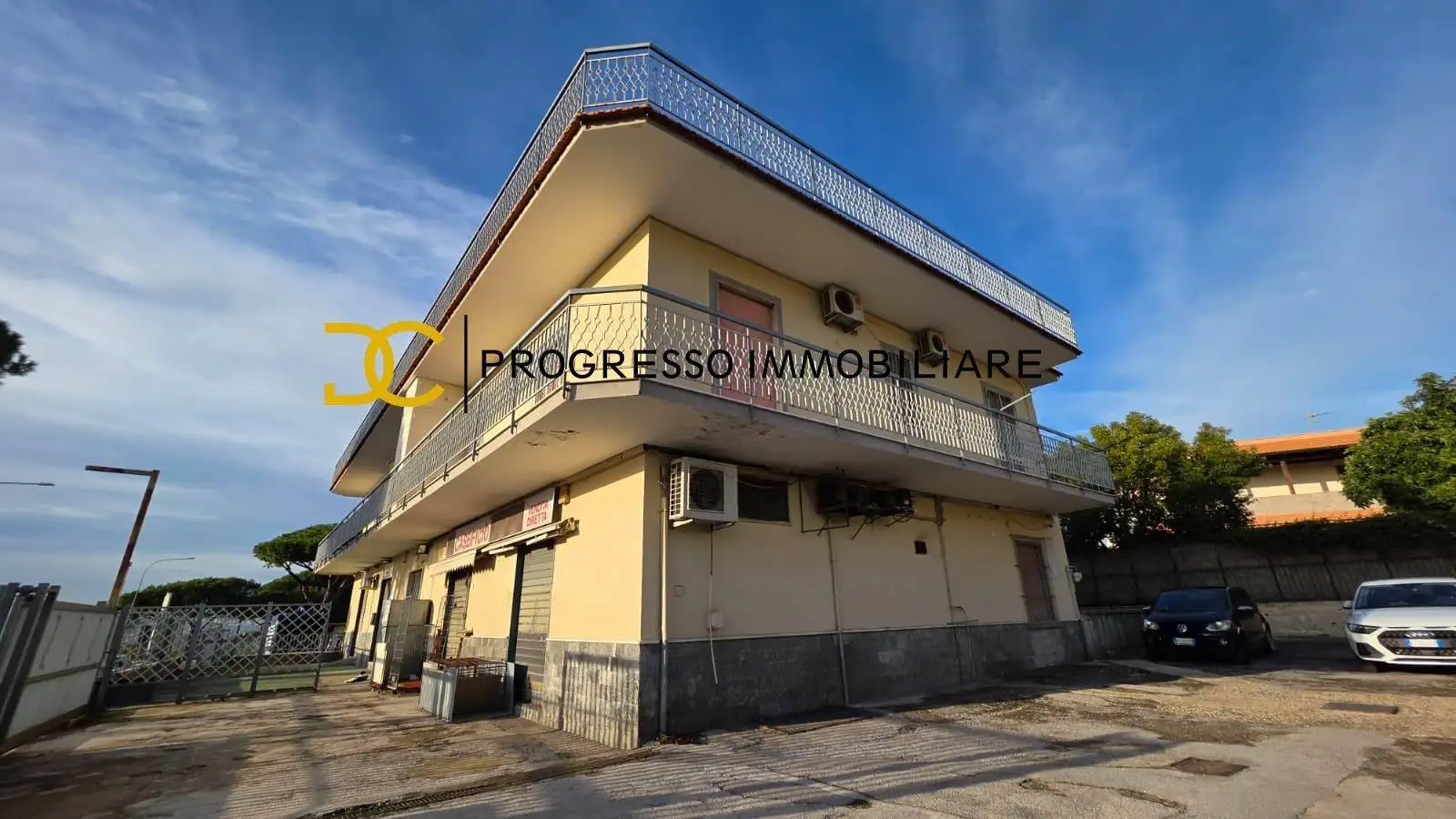 Trilocale via Sacerdote Benedetto Cozzolino 112, Centro, Ercolano - foto 3