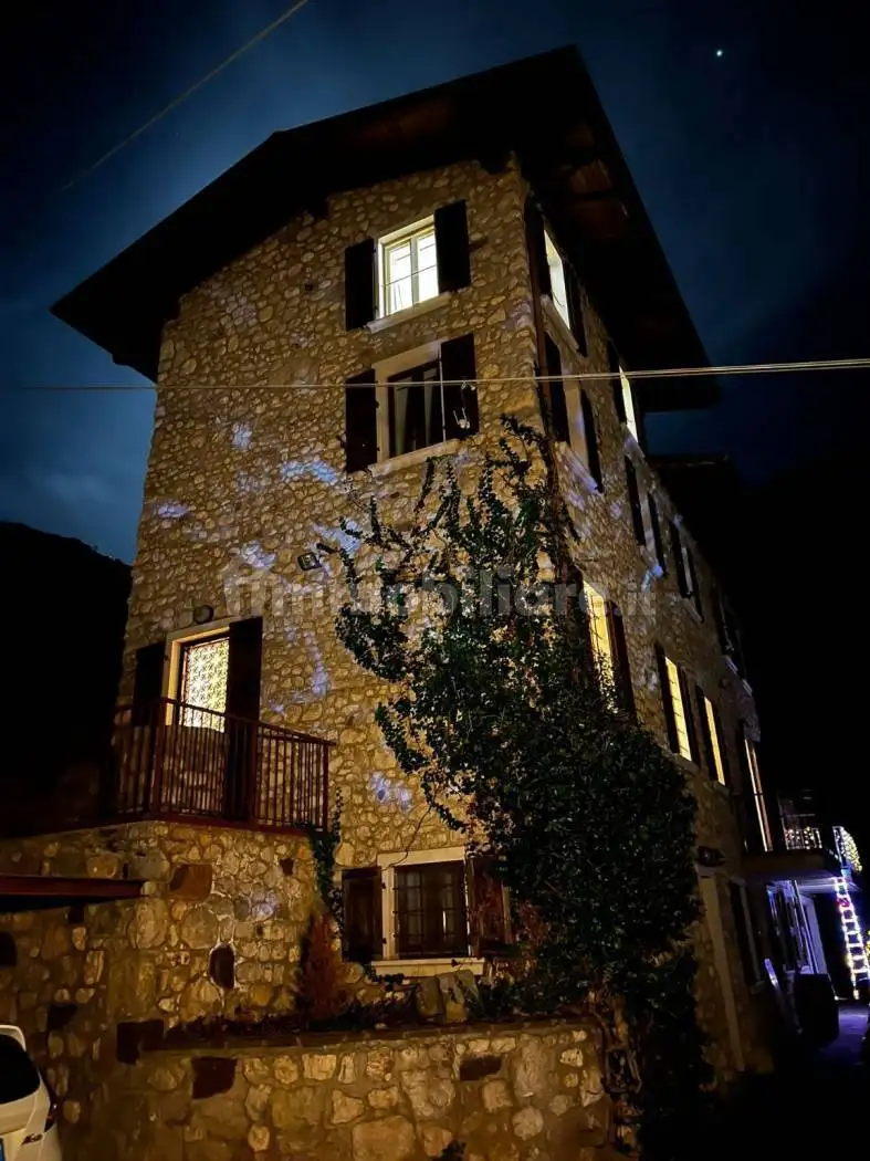 Villa in vendita a Malcesine