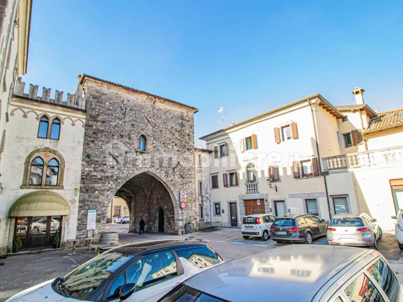 Appartamento via Borgo San Pietro 14, Centro, Cividale del Friuli - foto 2