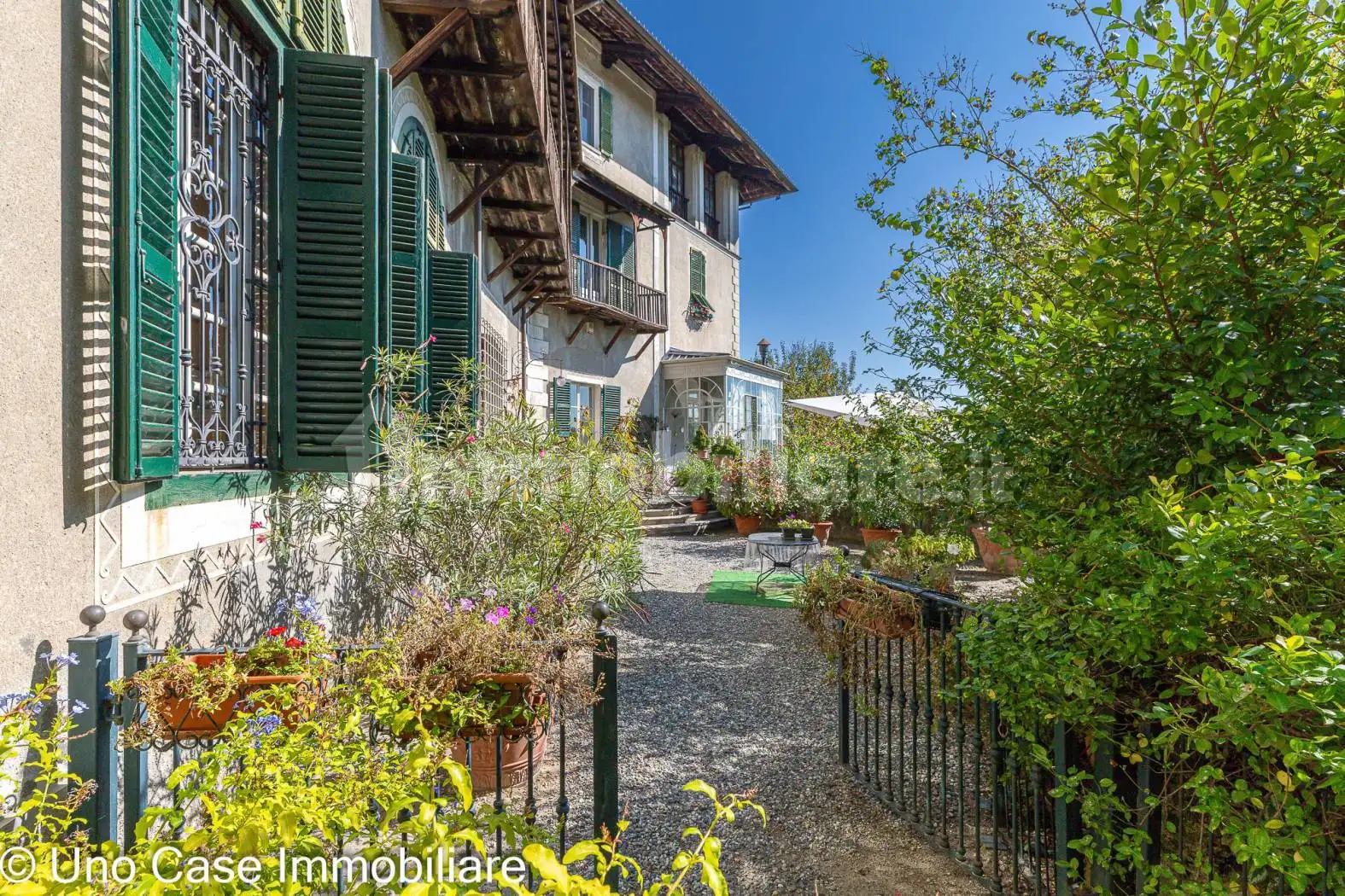 Appartamento in villa, buono stato, 783 m², Banchette - foto 4