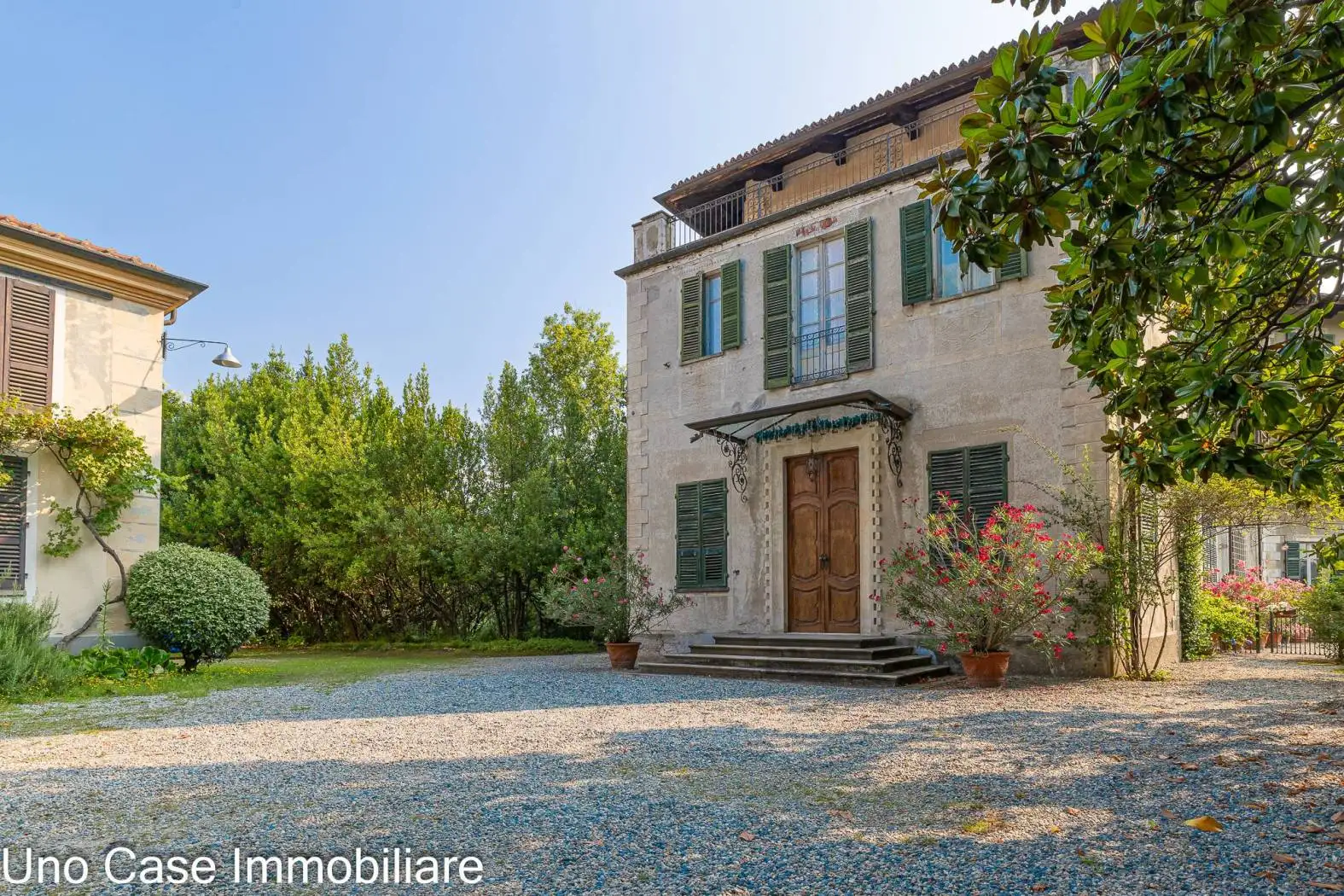 Appartamento in villa, buono stato, 783 m², Banchette - foto 5