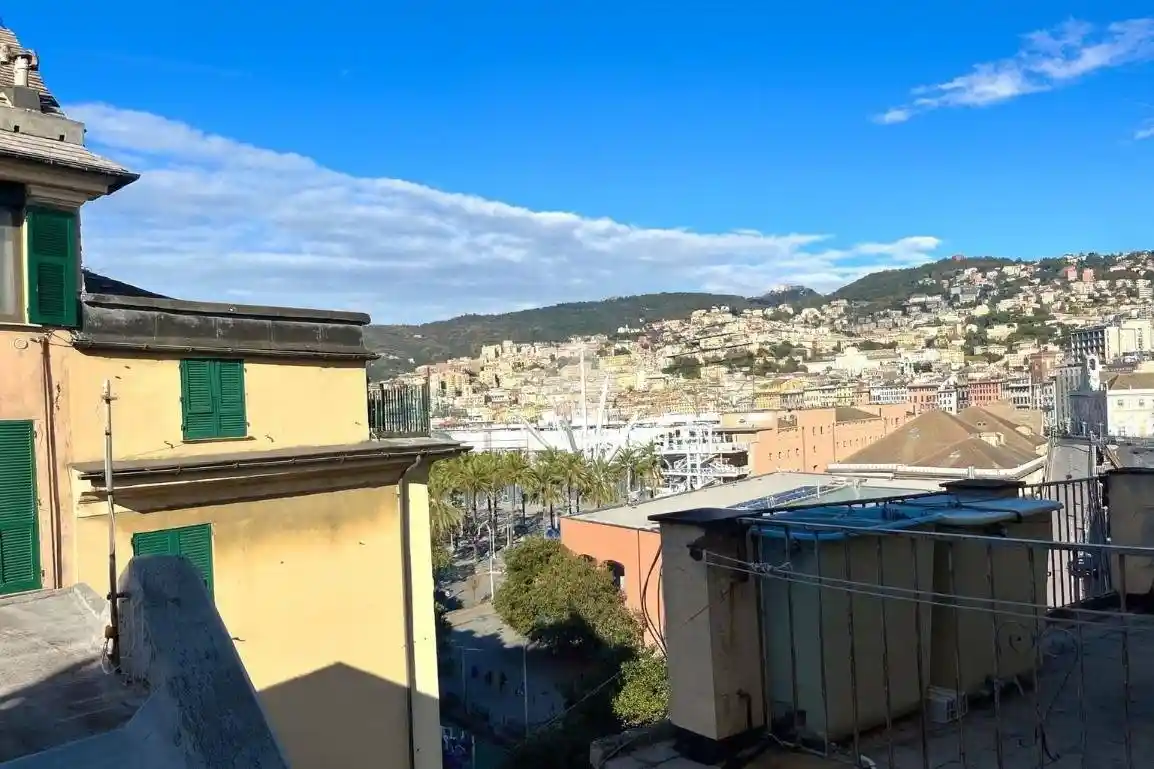 Trilocale piazza Cavour 4, Molo, Genova - foto 2